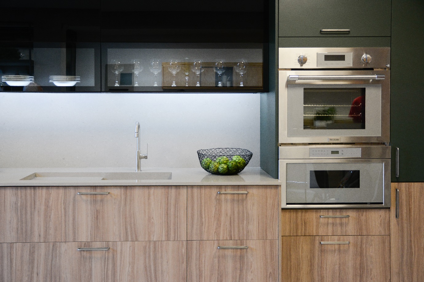 countertop on kitchen (TechniStone® Noble Troya